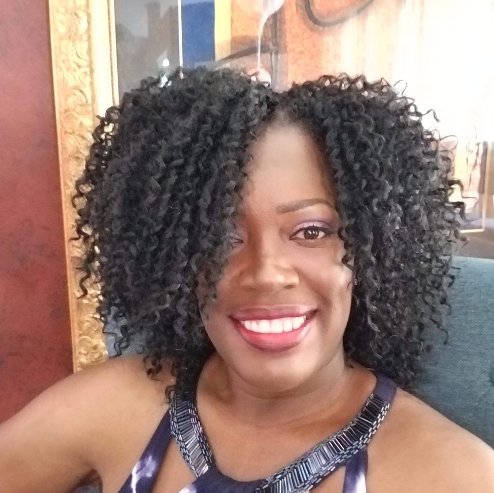 Meet your Posher, Valerie